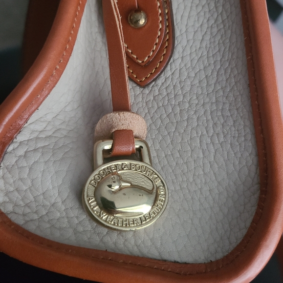 Vintage Dooney & Bourke All Weather Leather Bag Purse - Picture 10 of 16